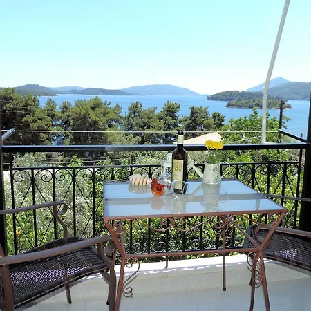 Argyros Appartement *